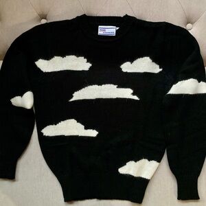 Vintage 80s NWOT Avon Lambswool angora cloud sweater, small.